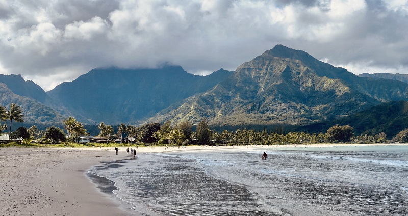 Hanalei Beach, North Shore, Kauai, Hawaii - Dominican Travel Pro